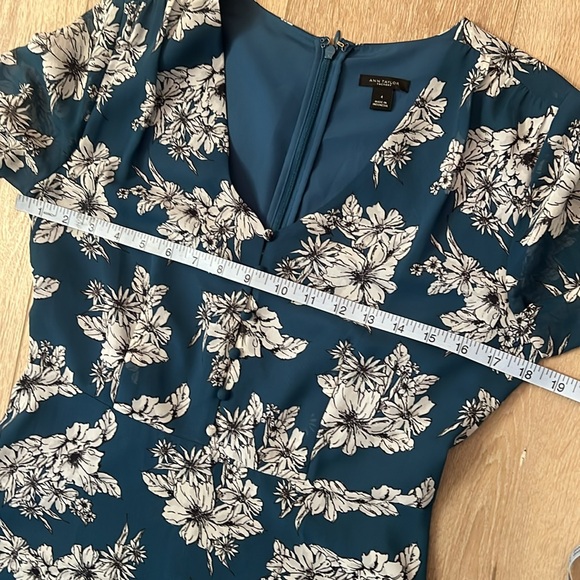 Ann Taylor - long, sheer sleeve, full skirt, lined teal colored floral dress. 4. - Picture 10 of 16